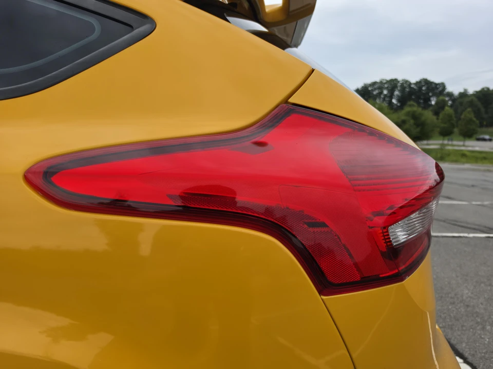 2016 Ford Focus ST 3rd Gen - Image 28 of 31