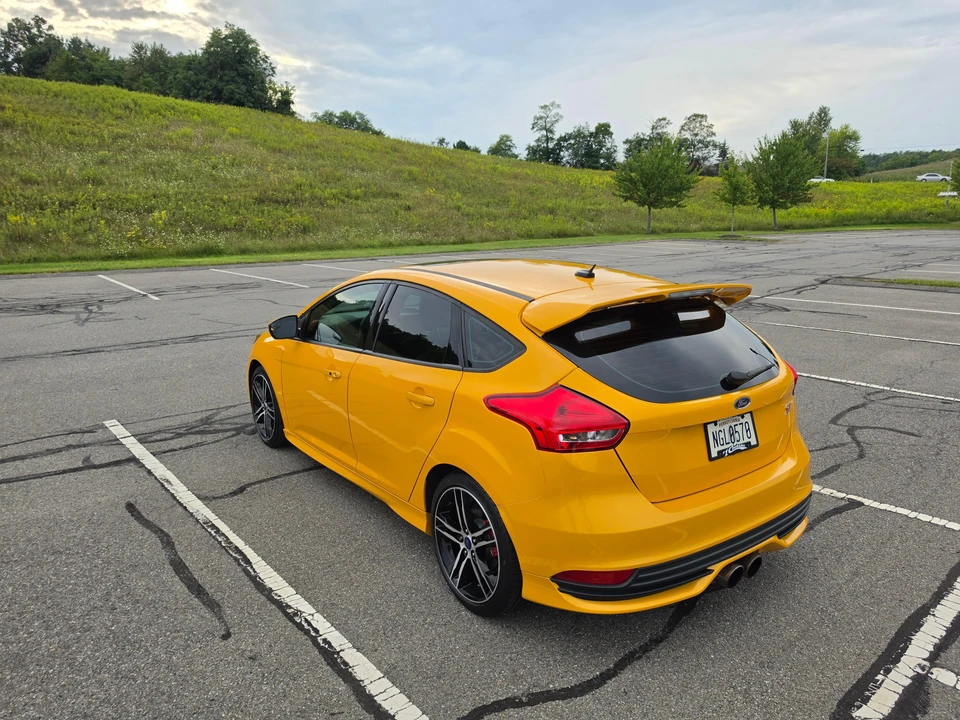 2016 Ford Focus ST 3rd Gen - Image 10 of 31
