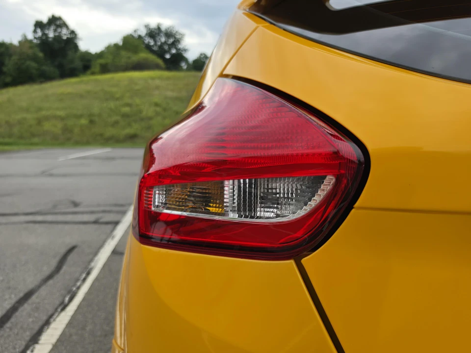2016 Ford Focus ST 3rd Gen - Image 29 of 31