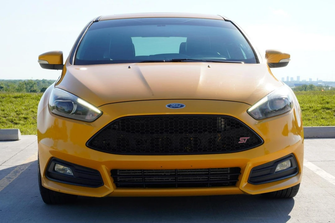 2016 Ford Focus ST 3rd Gen - Image 2 of 31