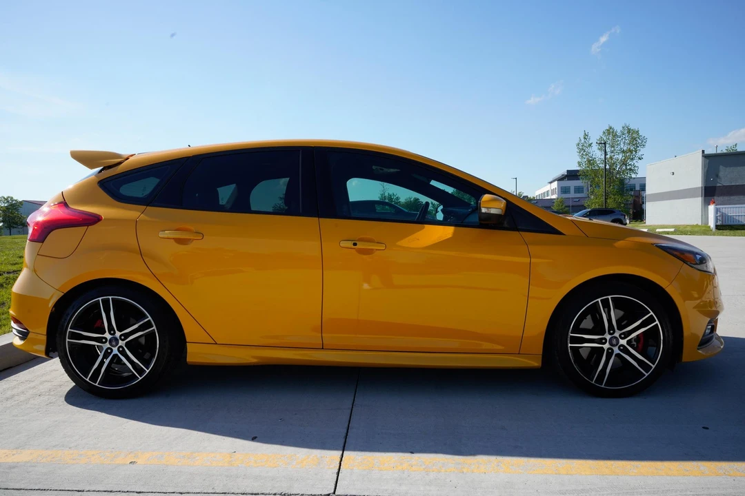 2016 Ford Focus ST 3rd Gen - Image 8 of 31
