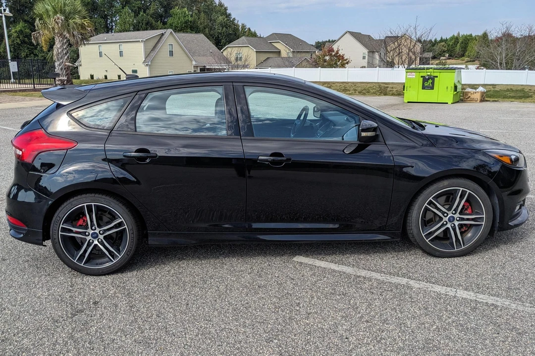 2016 Ford Focus 3rd Gen - Image 9 of 31