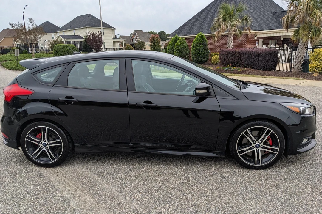 2016 Ford Focus 3rd Gen - Image 11 of 31