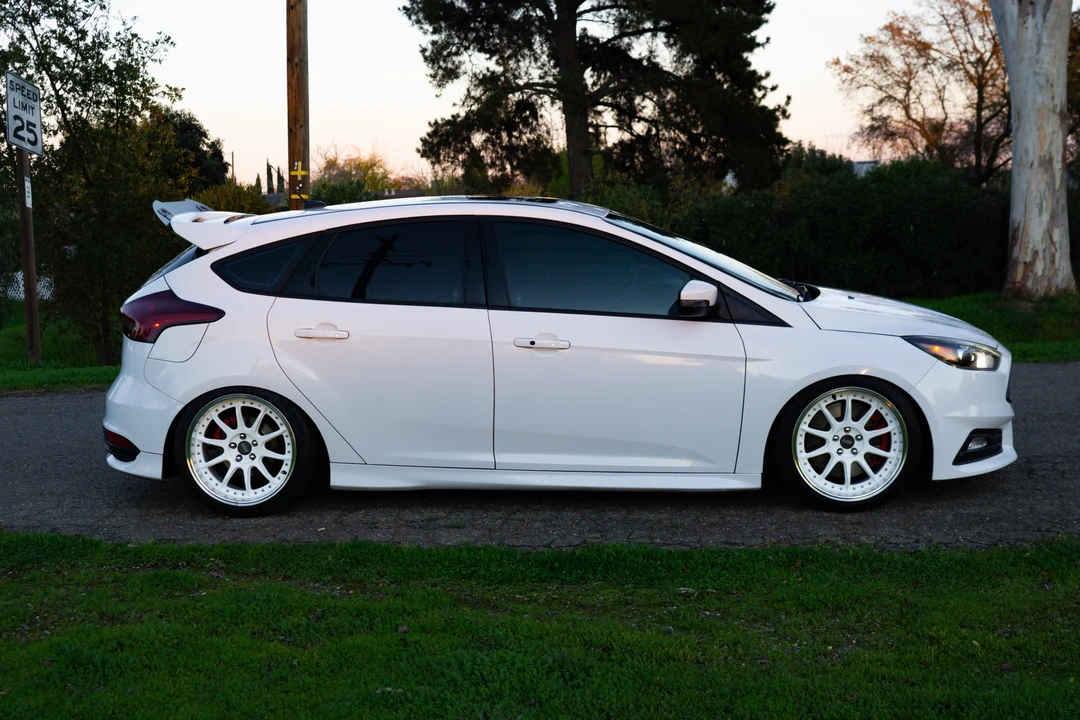 2016 Ford Focus 3rd Gen - Image 13 of 31