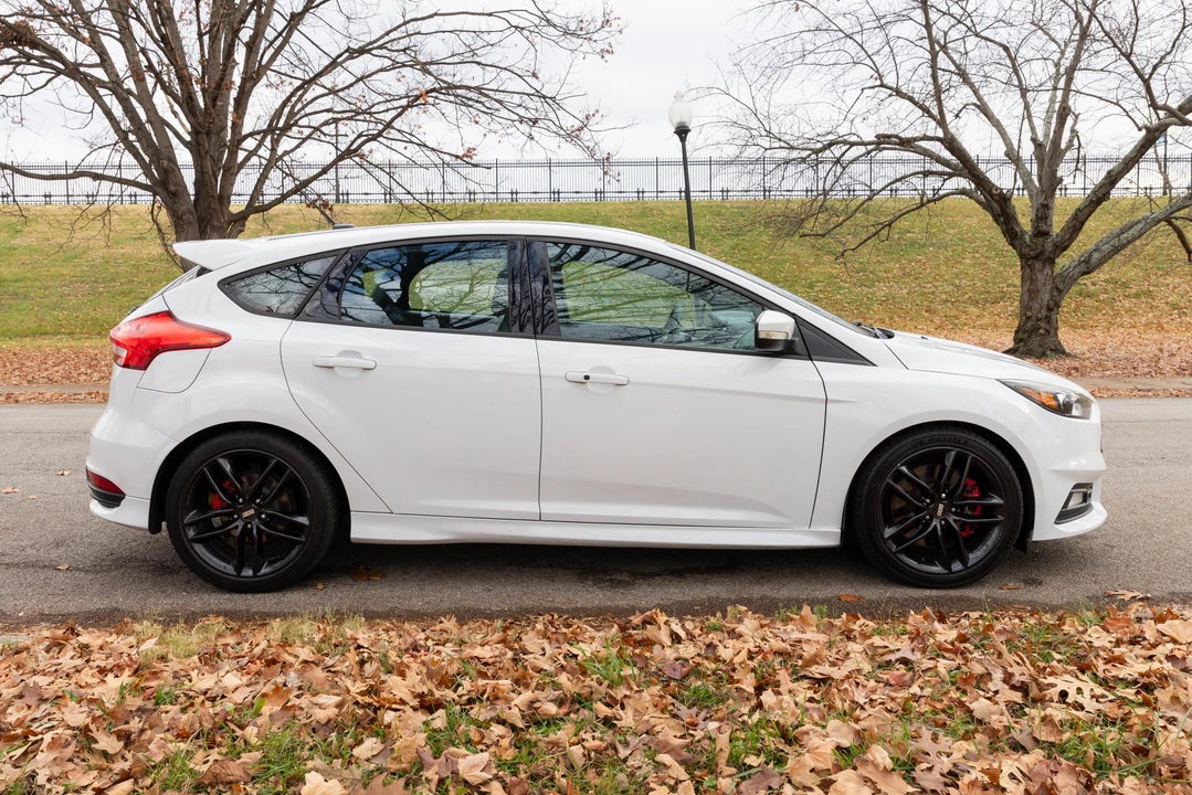 2016 Ford Focus 3rd Gen - Image 8 of 31