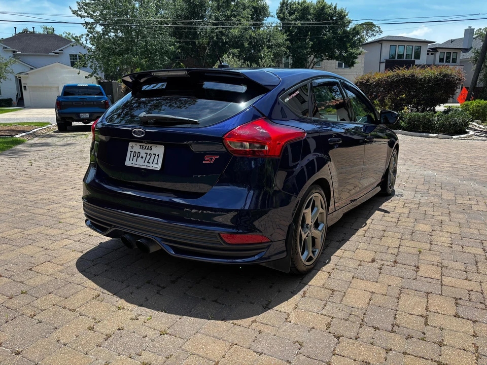 2016 Ford Focus ST 3rd Gen - Image 15 of 31