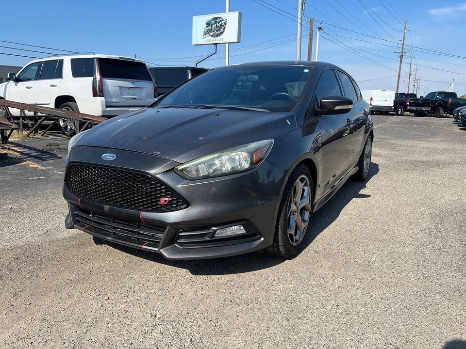 2016 Ford Focus 3rd Gen - Image 2 of 12