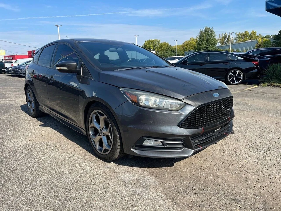 2016 Ford Focus 3rd Gen - Image 2 of 11