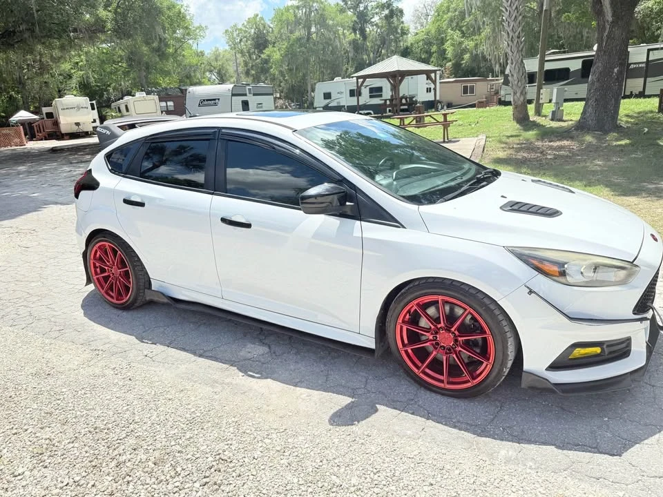 2016 Ford Focus ST 3rd Gen - Image 5 of 19