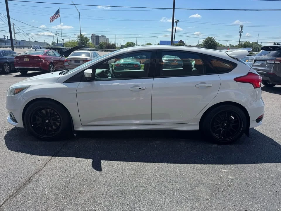 2016 Ford Focus ST 3rd Gen - Image 5 of 20