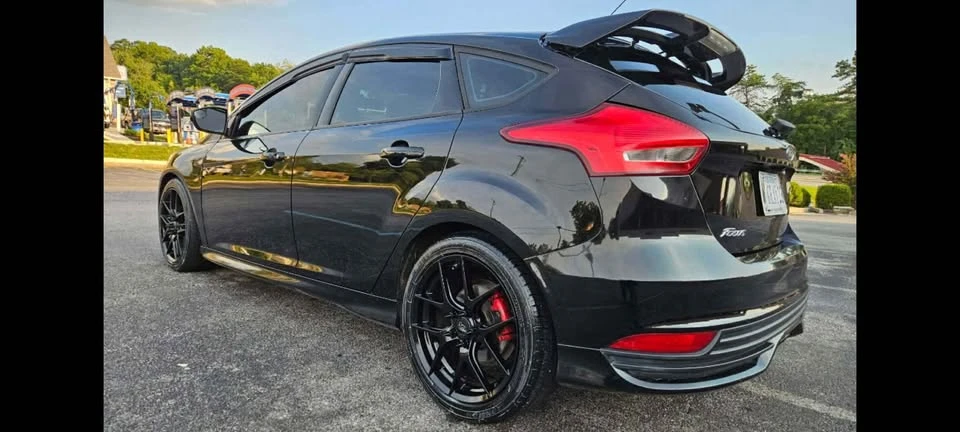 2016 Ford Focus ST 3rd Gen - Image 6 of 12