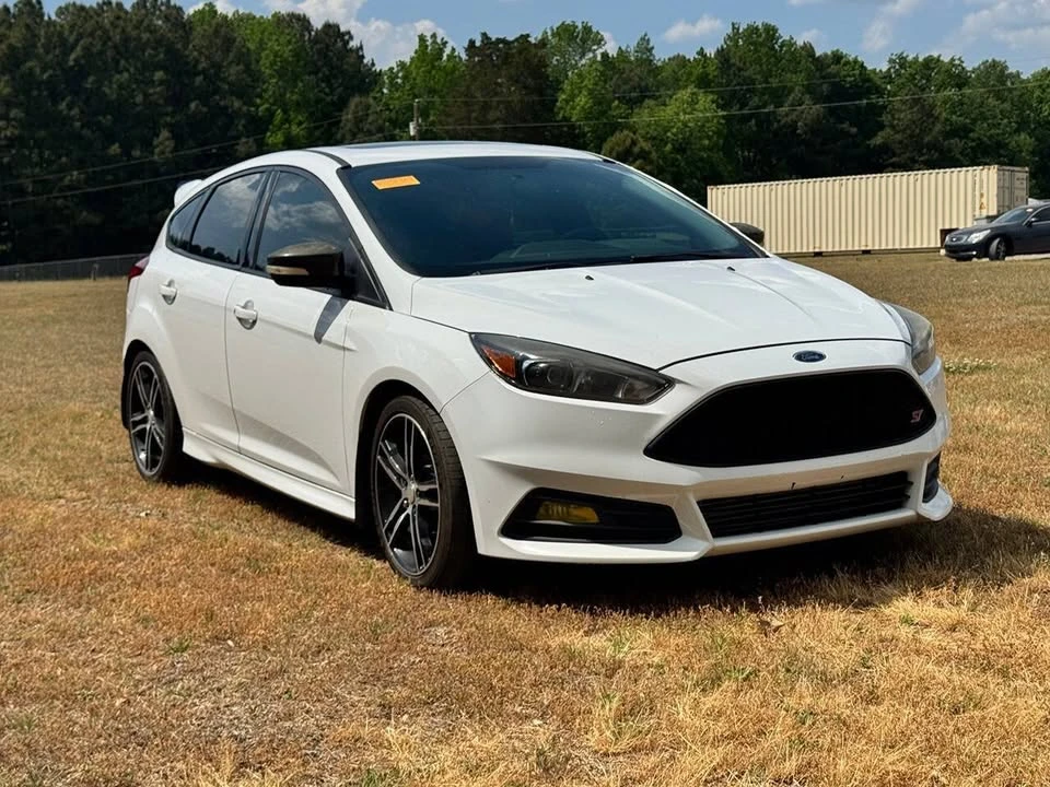 2016 Ford Focus ST 3rd Gen - Image 4 of 16