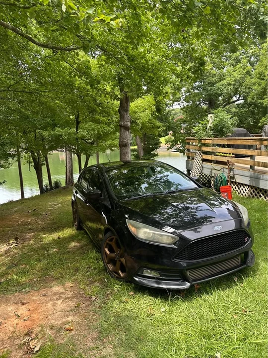 2016 Ford Focus ST 3rd Gen - Image 2 of 9