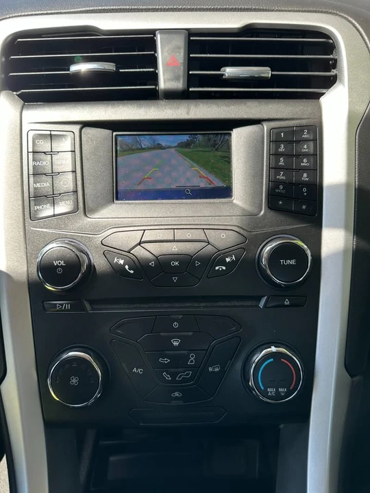 2016 Ford Fusion 2nd Gen - Image 19 of 20