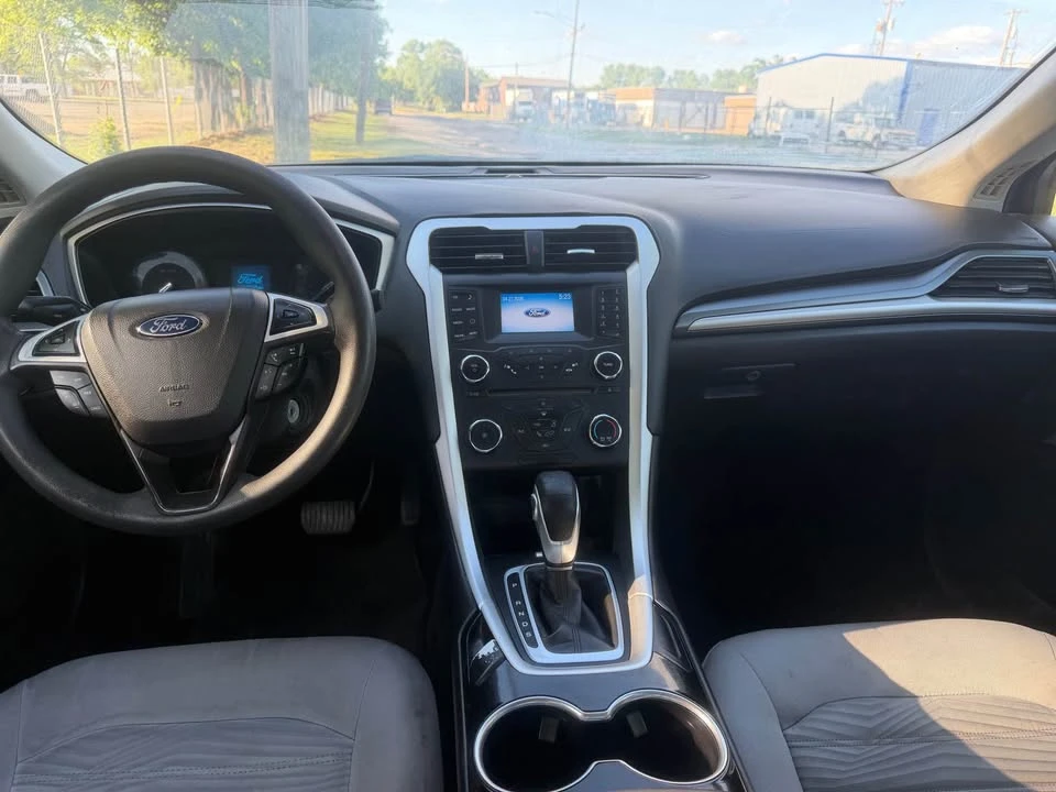2016 Ford Fusion 2nd Gen - Image 11 of 14