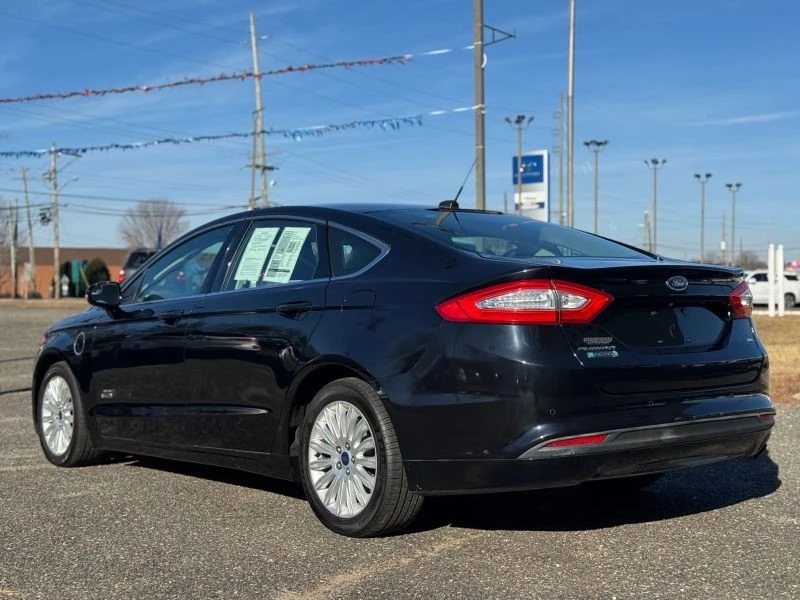 2016 Ford Fusion 2nd Gen - Image 2 of 12