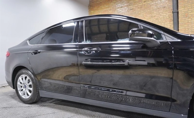 2016 Ford Fusion 2nd Gen - Image 9 of 12