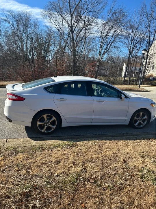 2016 Ford Fusion 2nd Gen - Image 11 of 16