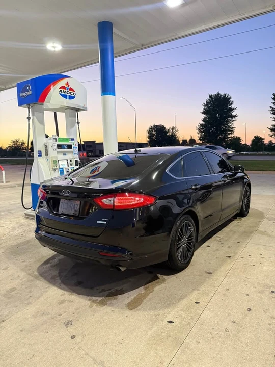 2016 Ford Fusion 2nd Gen - Image 4 of 20