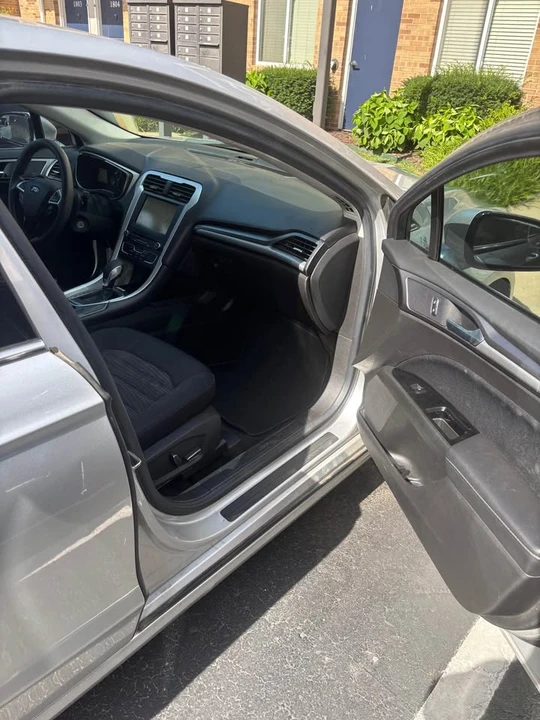 2016 Ford Fusion 2nd Gen - Image 5 of 9