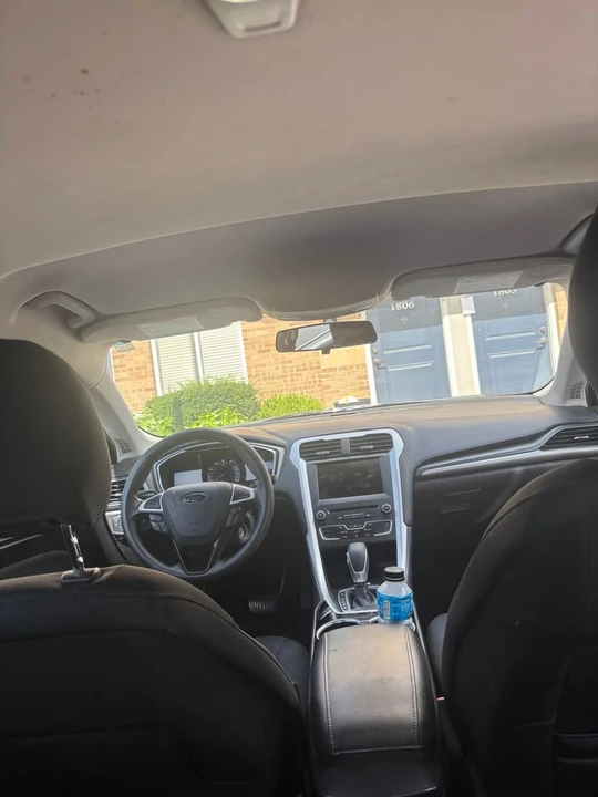 2016 Ford Fusion 2nd Gen - Image 8 of 9