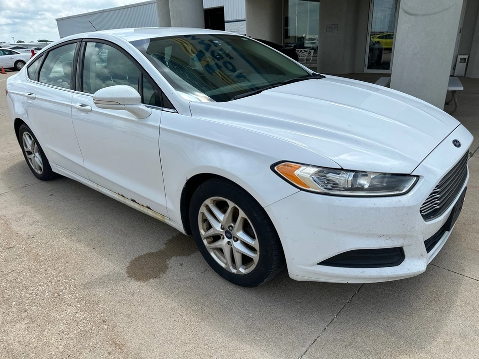 2016 Ford Fusion 2nd Gen - Image 3 of 12