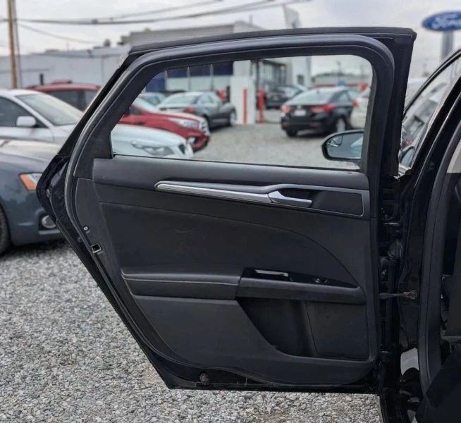2016 Ford Fusion 2nd Gen - Image 11 of 12