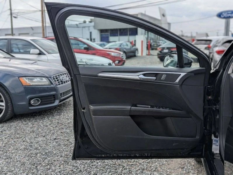 2016 Ford Fusion 2nd Gen - Image 9 of 12