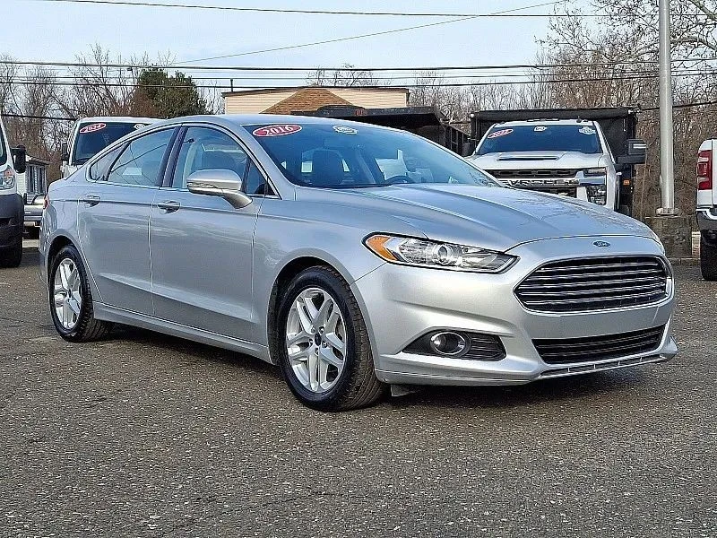 2016 Ford Fusion 2nd Gen - Image 2 of 12