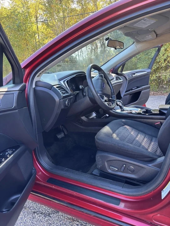 2016 Ford Fusion 2nd Gen - Image 20 of 21