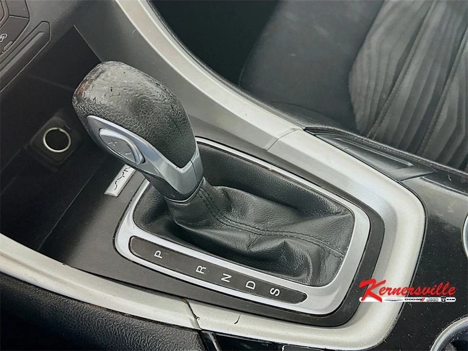 2016 Ford Fusion 2nd Gen - Image 16 of 21