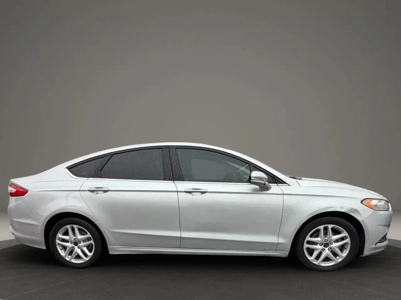 2016 Ford Fusion 2nd Gen - Image 4 of 12