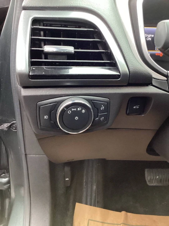 2016 Ford Fusion 2nd Gen - Image 19 of 21