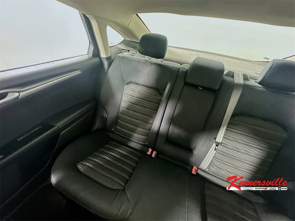 2016 Ford Fusion 2nd Gen - Image 12 of 21