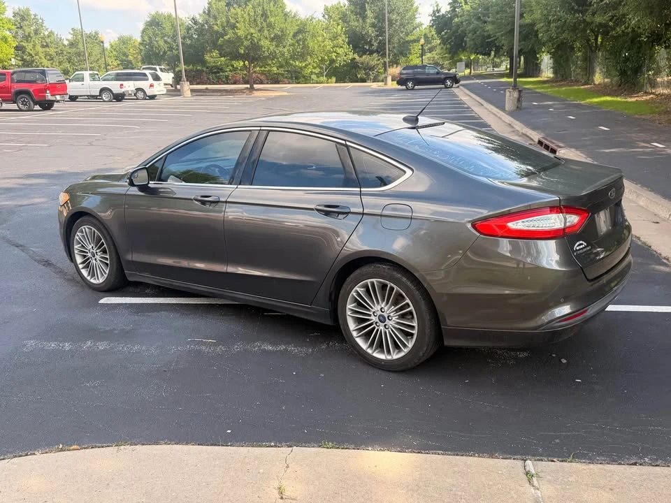 2016 Ford Fusion 2nd Gen - Image 4 of 12