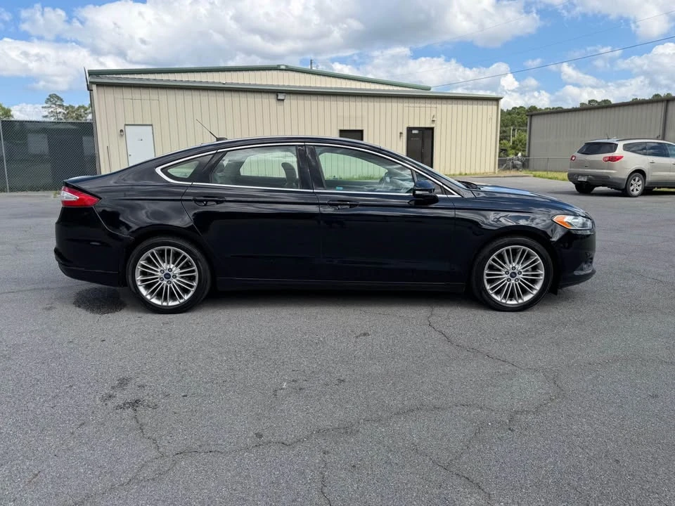 2016 Ford Fusion 2nd Gen - Image 2 of 9