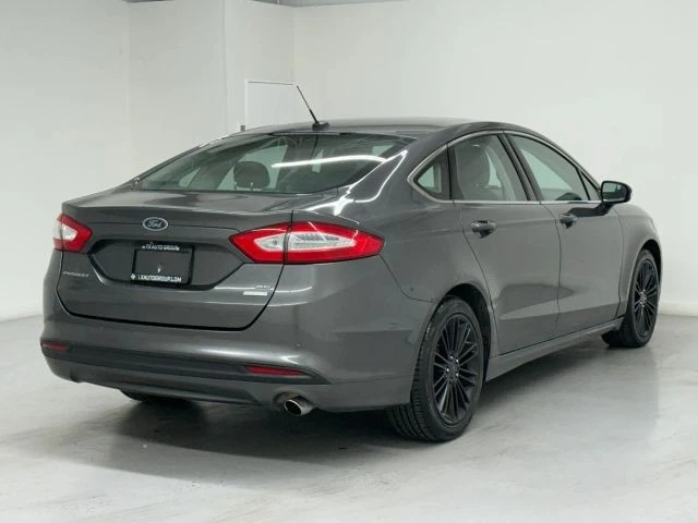 2016 Ford Fusion 2nd Gen - Image 28 of 31