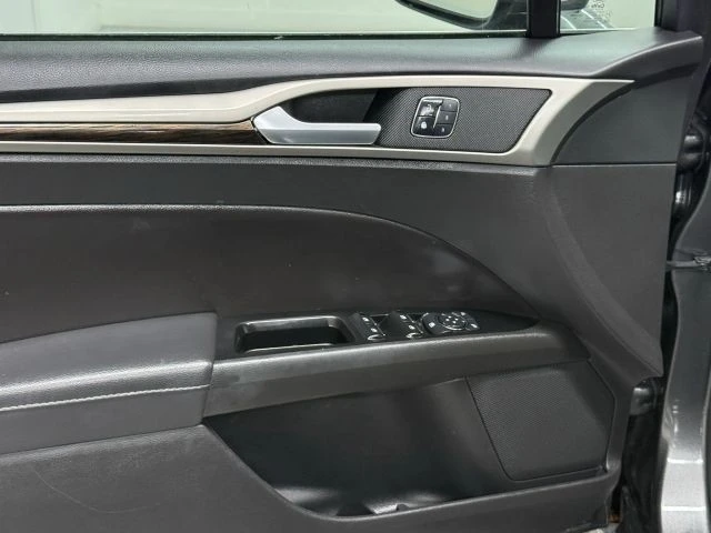 2016 Ford Fusion 2nd Gen - Image 11 of 31