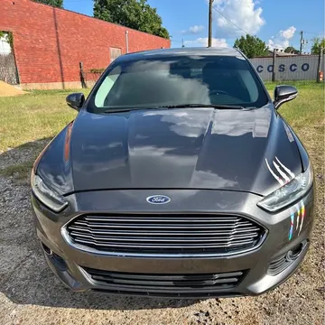 2016 Ford Fusion SE Sedan 4D