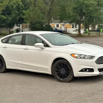 2016 Ford Fusion SE Sedan 4D