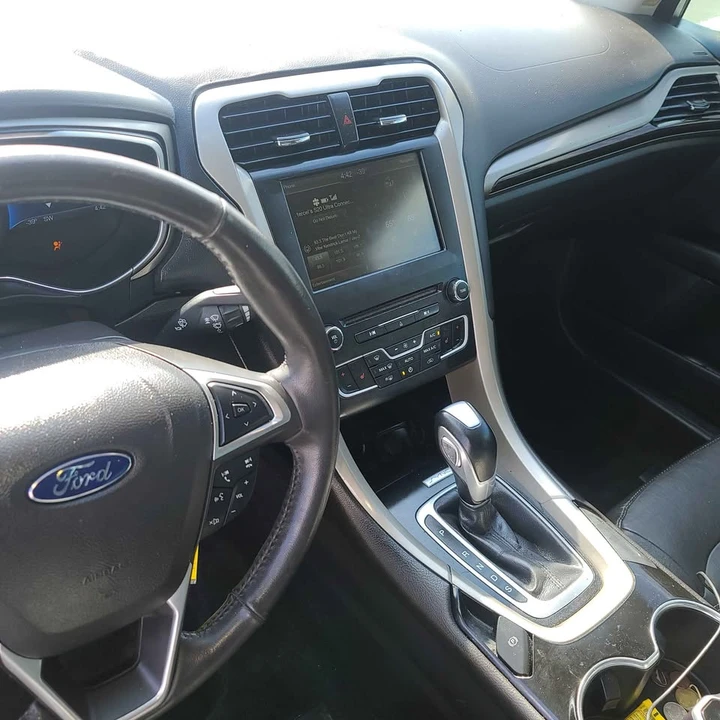 2016 Ford Fusion 2nd Gen - Image 8 of 9