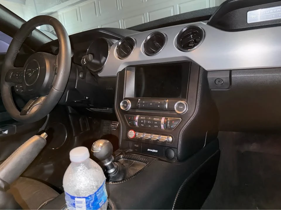 2016 Ford GT - Image 11 of 13