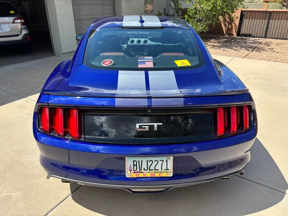 2016 Ford GT - Image 2 of 11