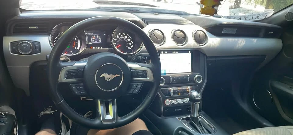 2016 Ford GT - Image 8 of 11