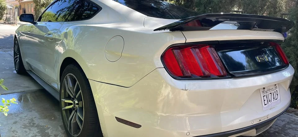 2016 Ford GT - Image 2 of 11