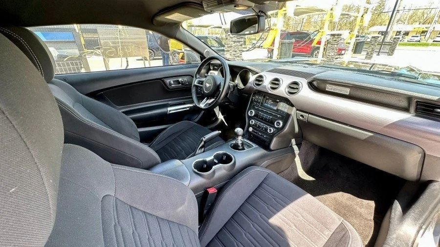 2016 Ford S550 Mustang - Image 15 of 20