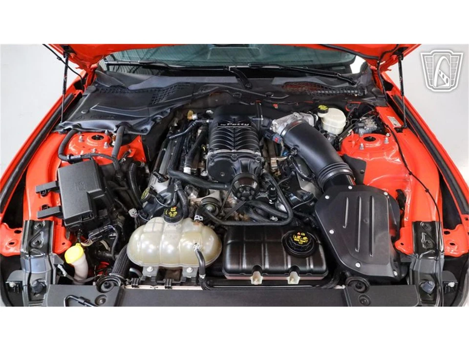 2016 Ford S550 Mustang - Image 2 of 31