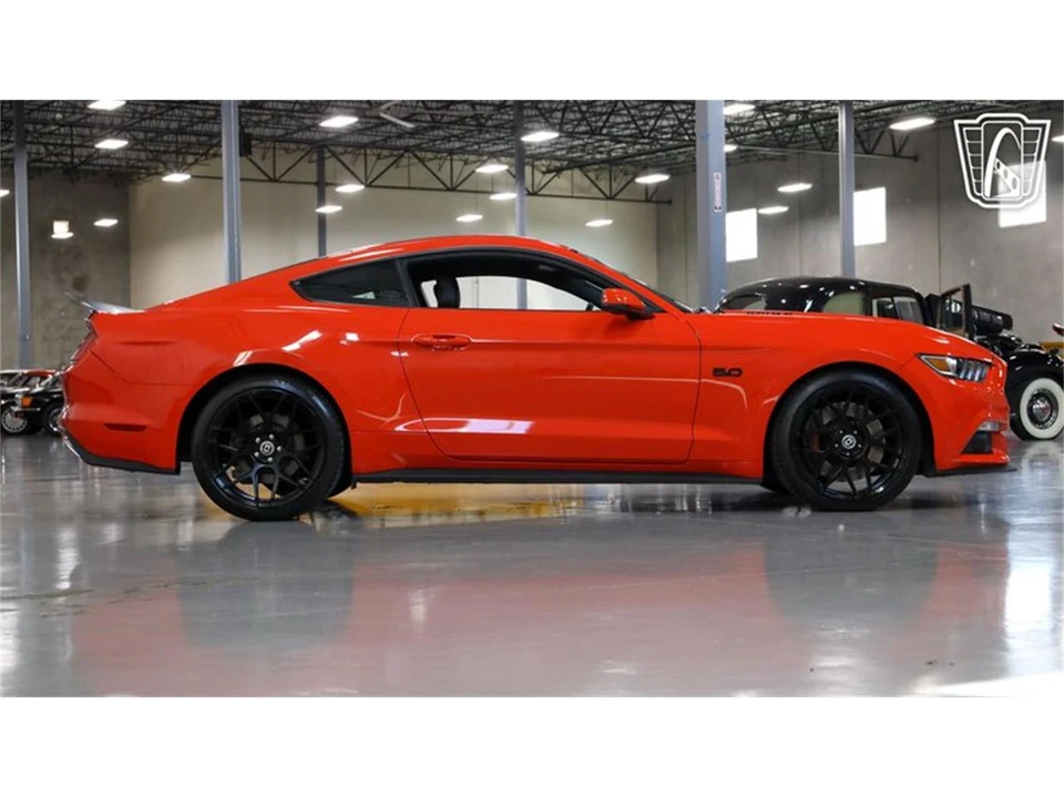 2016 Ford S550 Mustang - Image 8 of 31