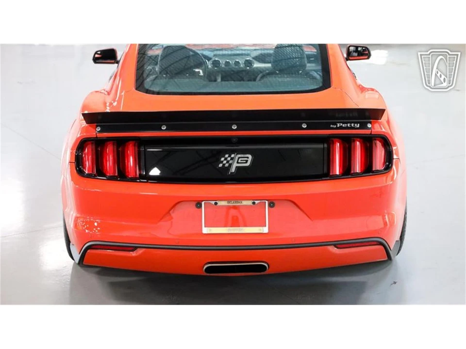 2016 Ford S550 Mustang - Image 9 of 31
