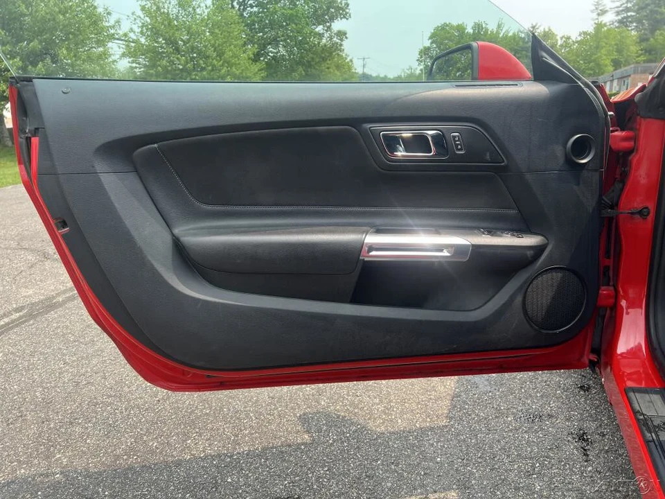 2016 Ford S550 Mustang - Image 11 of 12